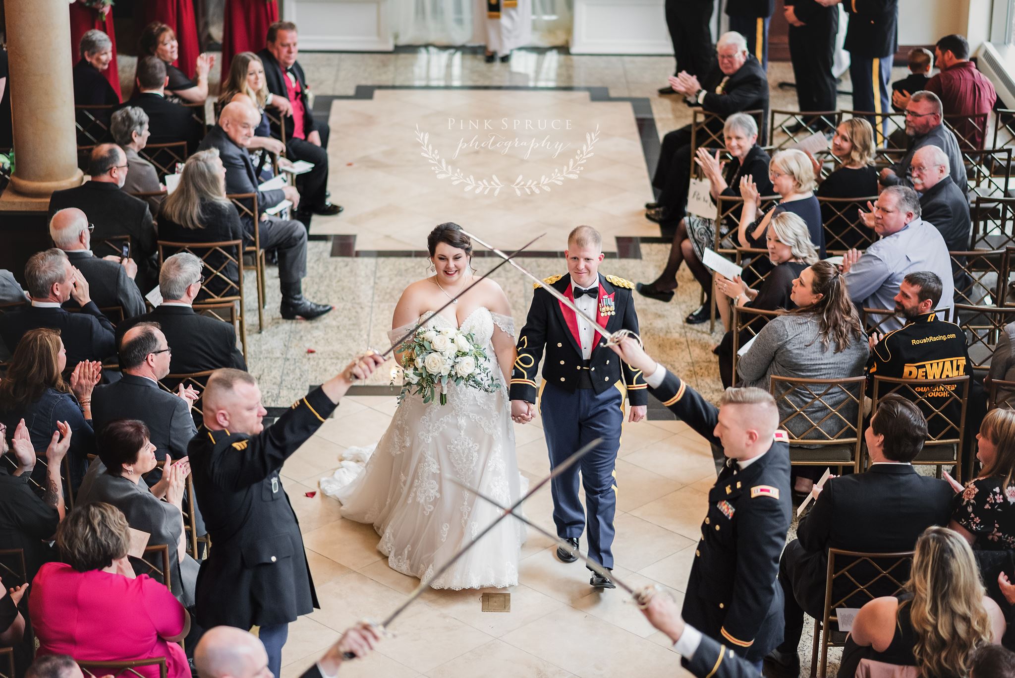Elegant Red, White, and Blue Military Wedding at The Cargill Room in The Waterfront Restaurant La Crosse, WI | © Pink Spruce Photography | www.pinksprucephotography.com