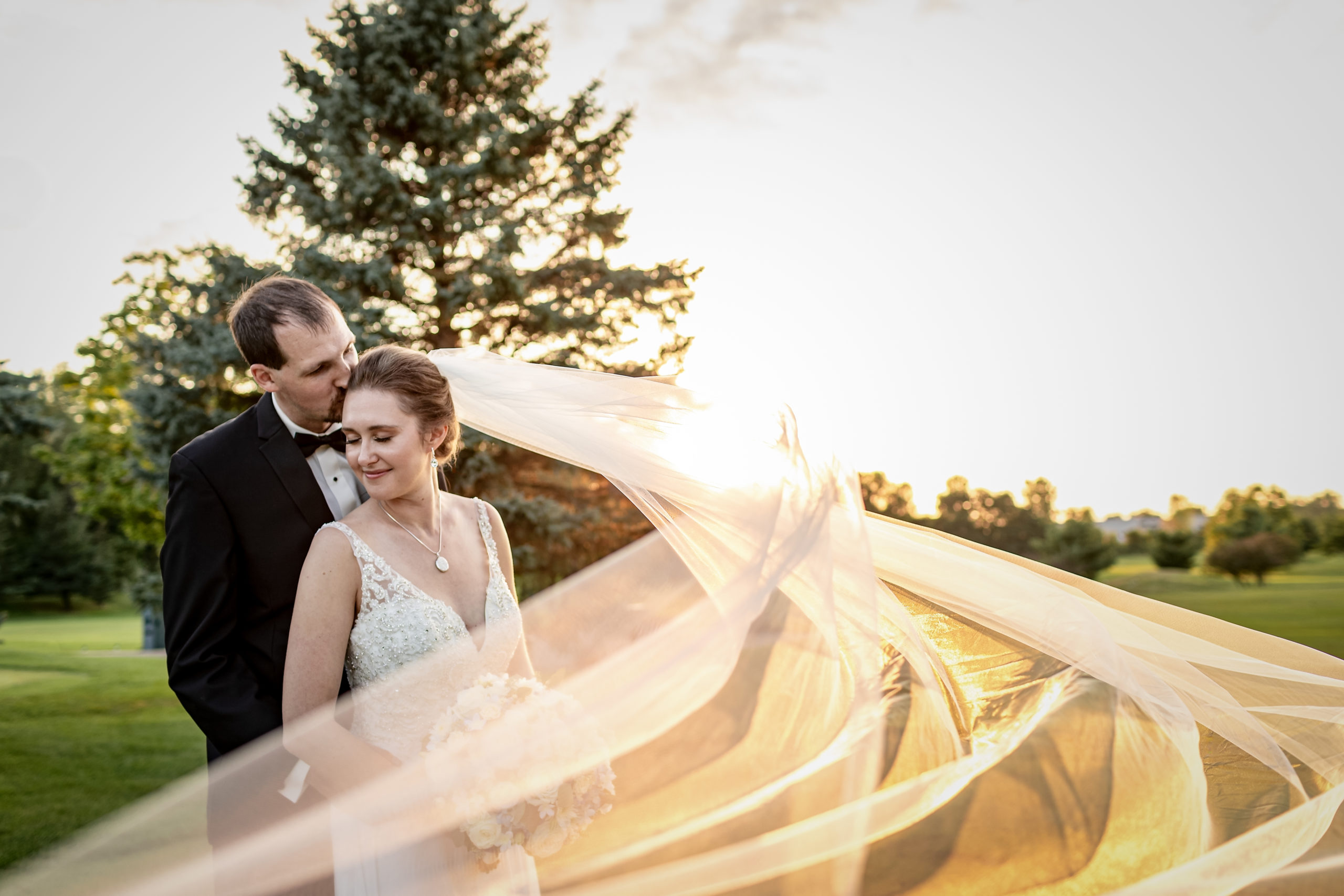 Wedding at Cedar Creek Country Club | Kara + David | Onalaska Wisconsin Wedding Photographer